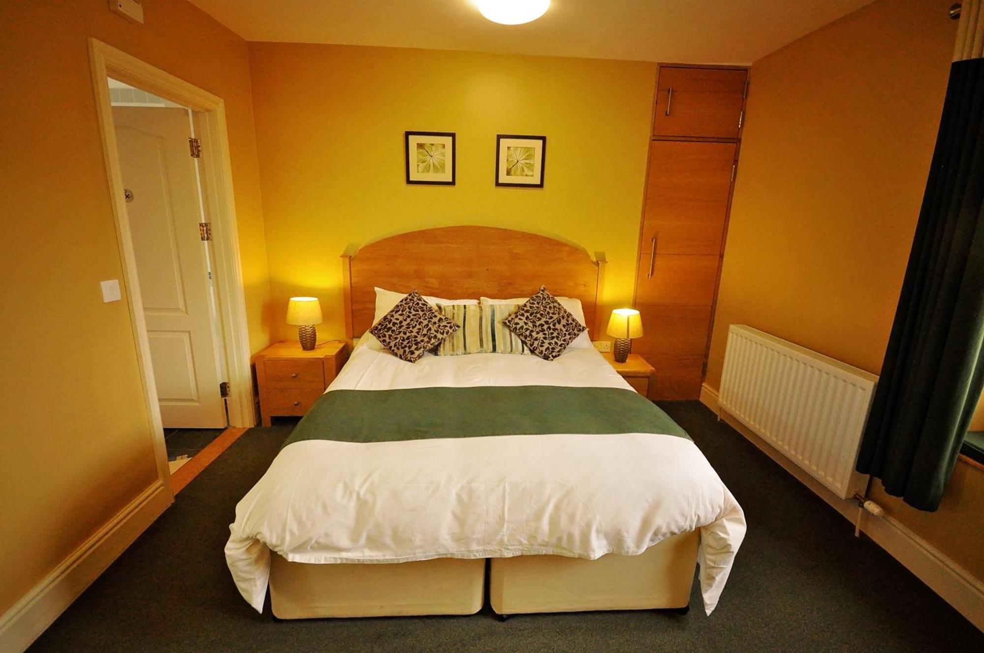 The Castle Hotel タルガース 部屋 写真